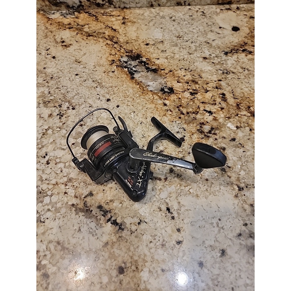 Shakespeare Vintage Alpha XT Freshwater/Saltwater Spinning Reel, Bass